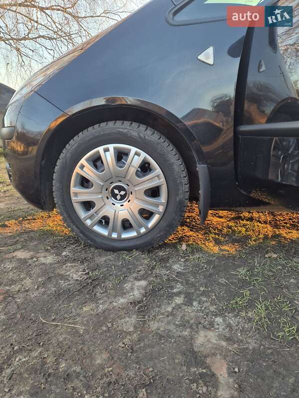 Хэтчбек Mitsubishi Colt 2007 в Сумах фото 6 Хэтчбек Mitsubishi Colt 2007 в Сумах