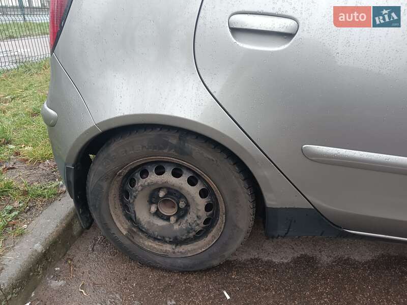 Хэтчбек Mitsubishi Colt 2008 в Житомире