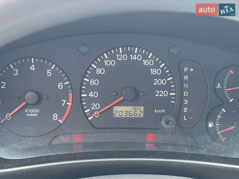 Хетчбек Mitsubishi Colt 2003 в Запоріжжі