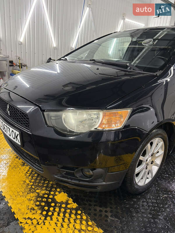 Хетчбек Mitsubishi Colt 2009 в Києві фото 4 Хетчбек Mitsubishi Colt 2009 в Києві