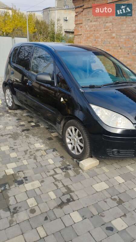 Хэтчбек Mitsubishi Colt 2006 в Кропивницком