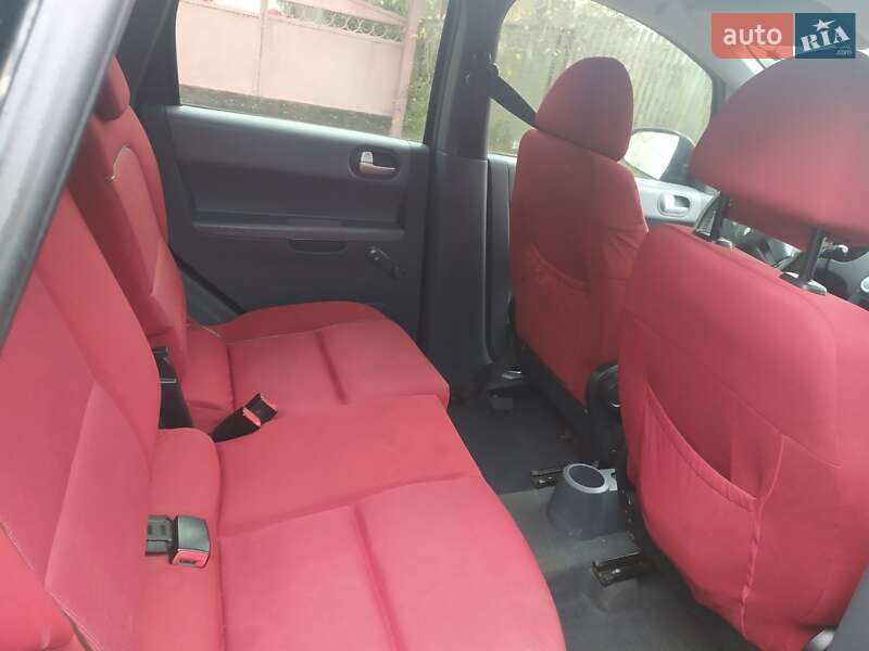 Хэтчбек Mitsubishi Colt 2006 в Брацлаве