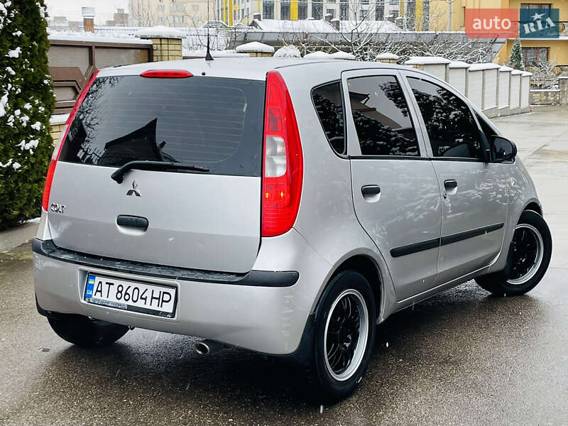 Хетчбек Mitsubishi Colt 2006 в Івано-Франківську