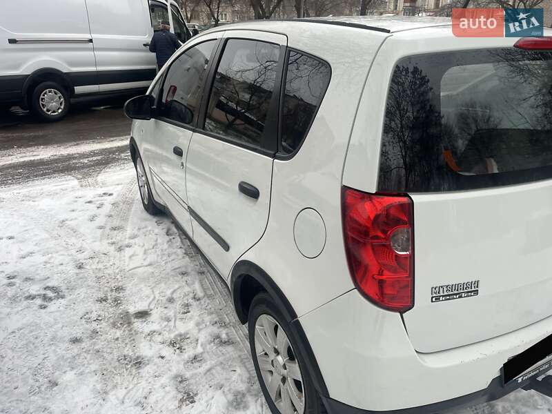 Хэтчбек Mitsubishi Colt 2010 в Луцке
