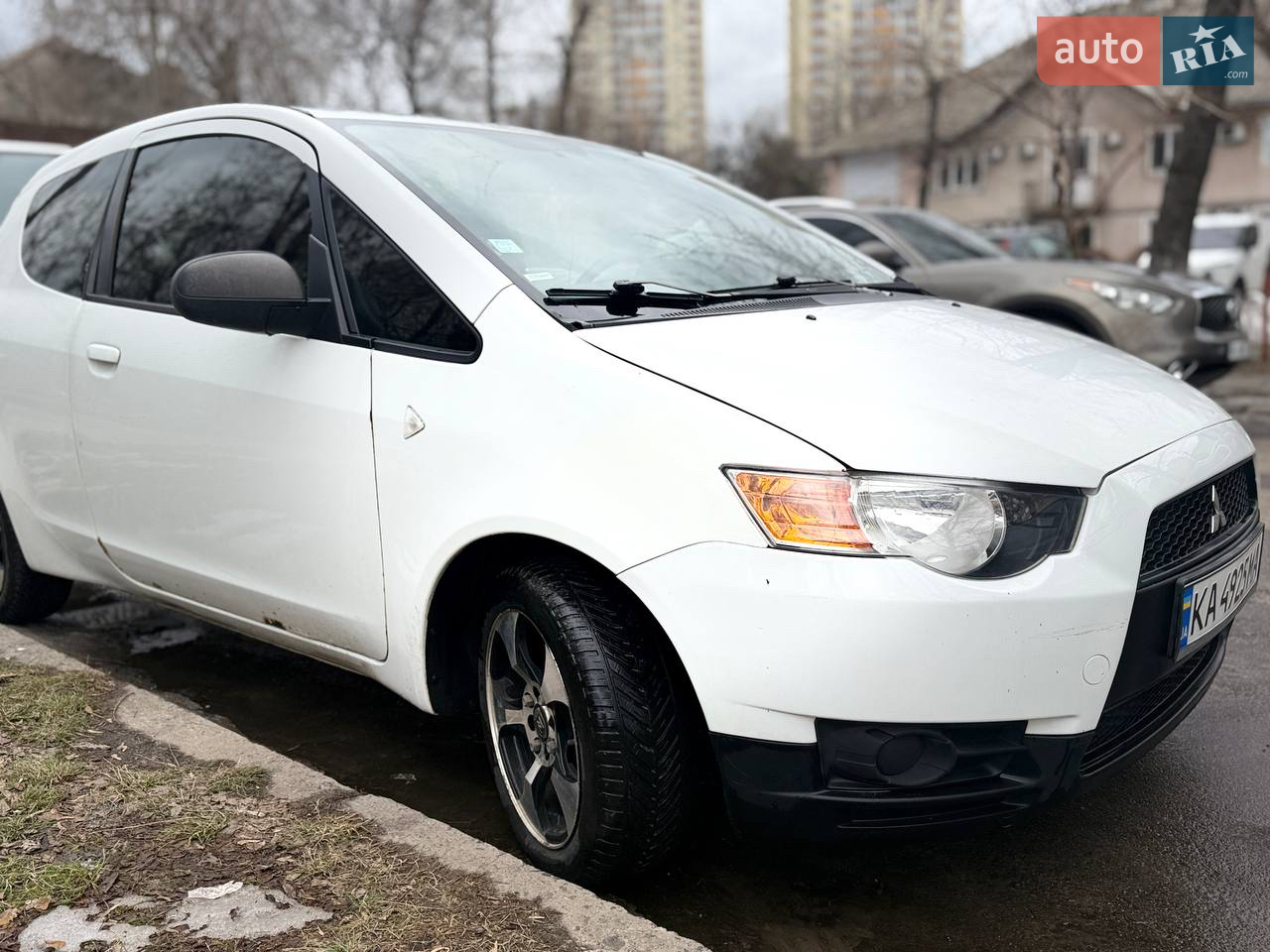 2010 Mitsubishi Colt - мініатюра 11