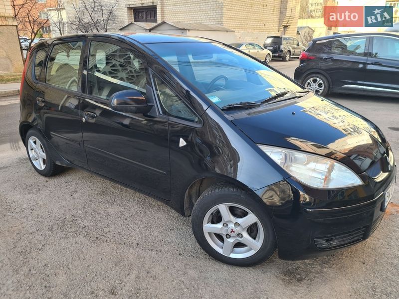 Mitsubishi Colt 2005