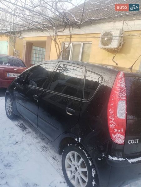 Хэтчбек Mitsubishi Colt 2007 в Ивановке