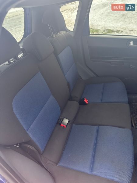 Хэтчбек Mitsubishi Colt 2007 в Фастове