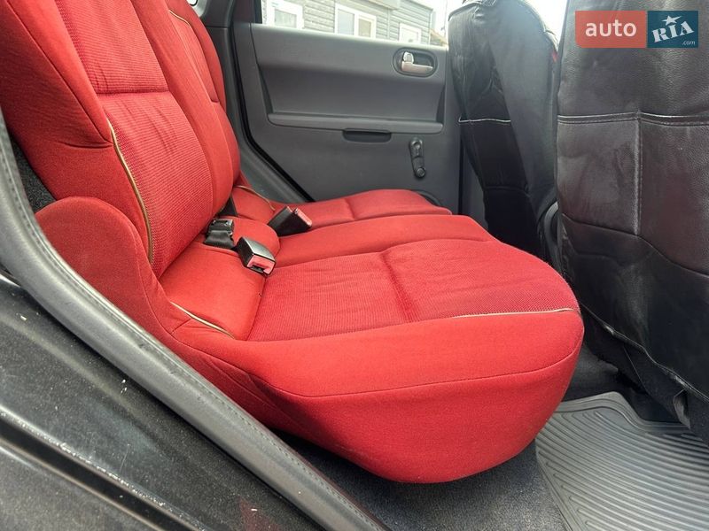 Хэтчбек Mitsubishi Colt 2007 в Одессе фото 21 Хэтчбек Mitsubishi Colt 2007 в Одессе