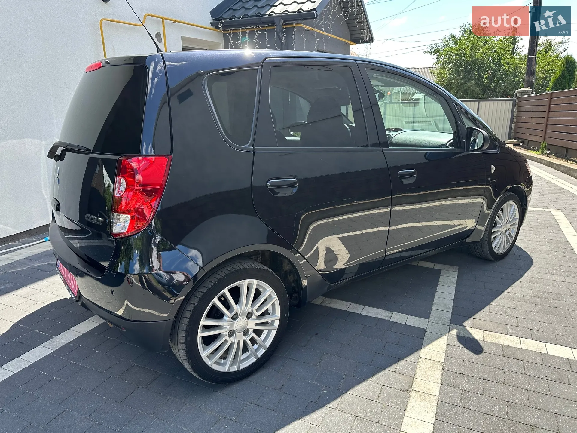 2011 Mitsubishi Colt - мініатюра 7