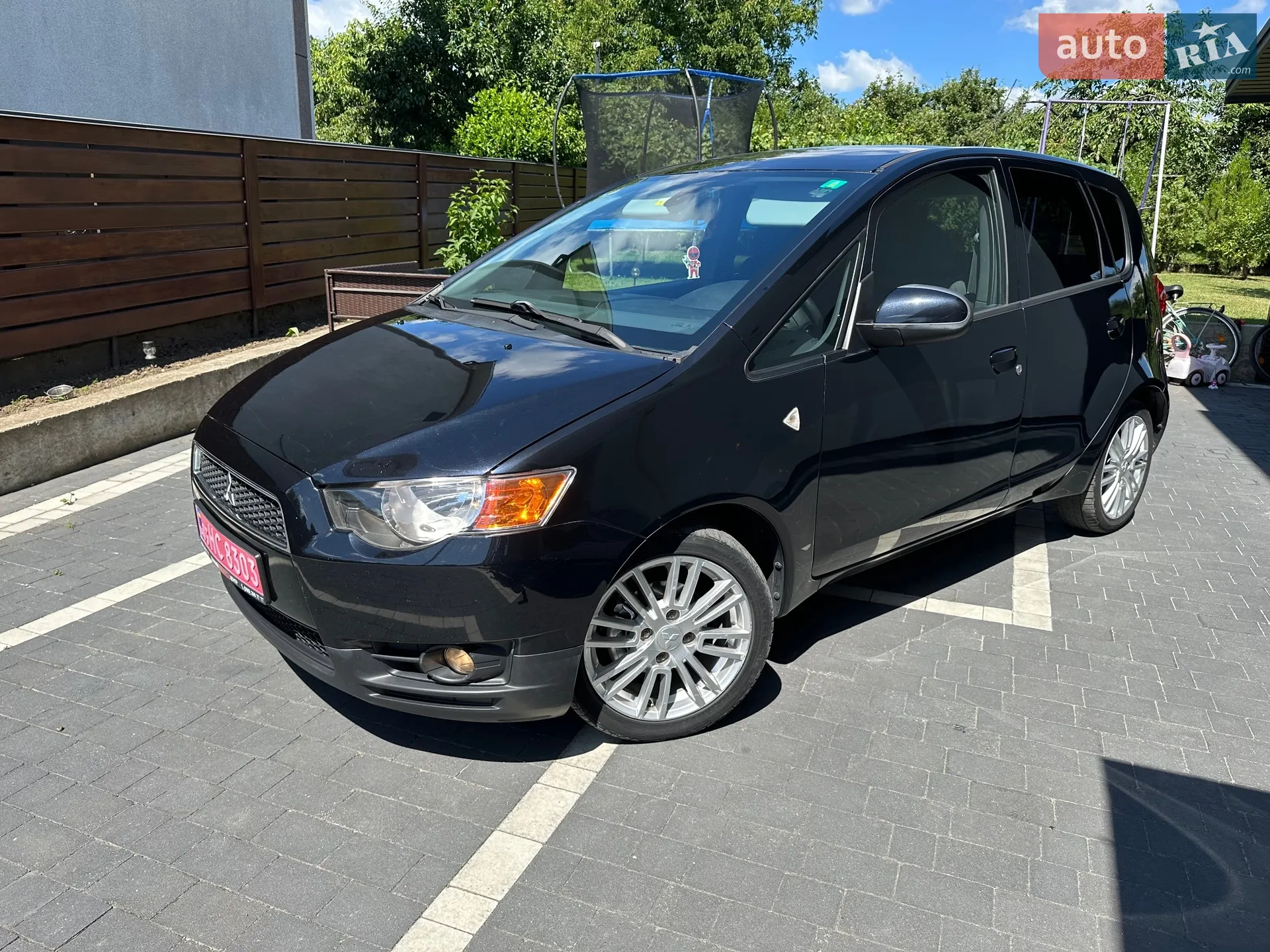 2011 Mitsubishi Colt - мініатюра 15