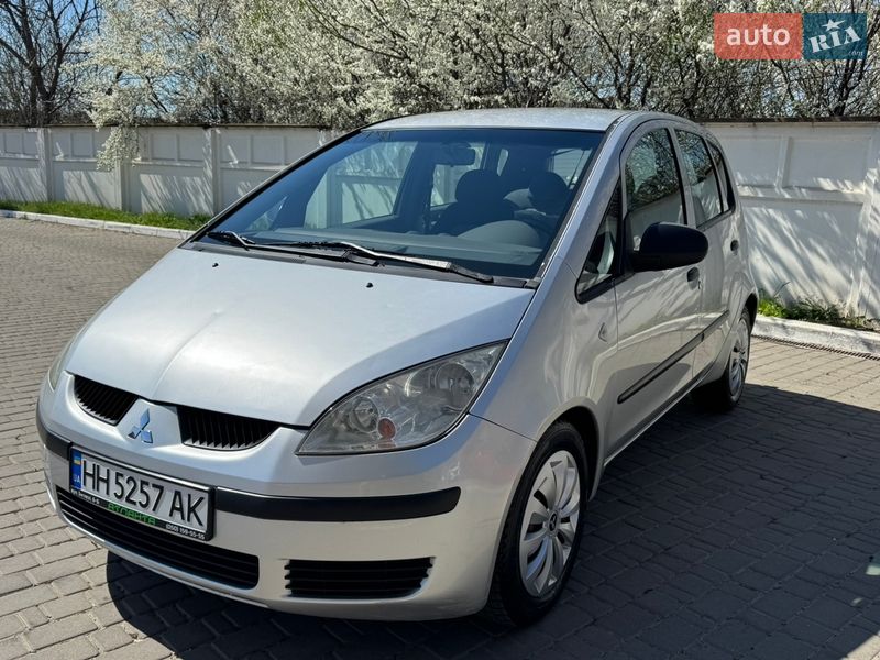 Mitsubishi Colt 2005
