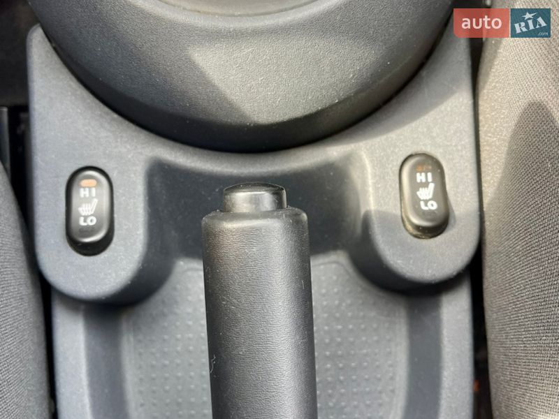 Хэтчбек Mitsubishi Colt 2012 в Черновцах