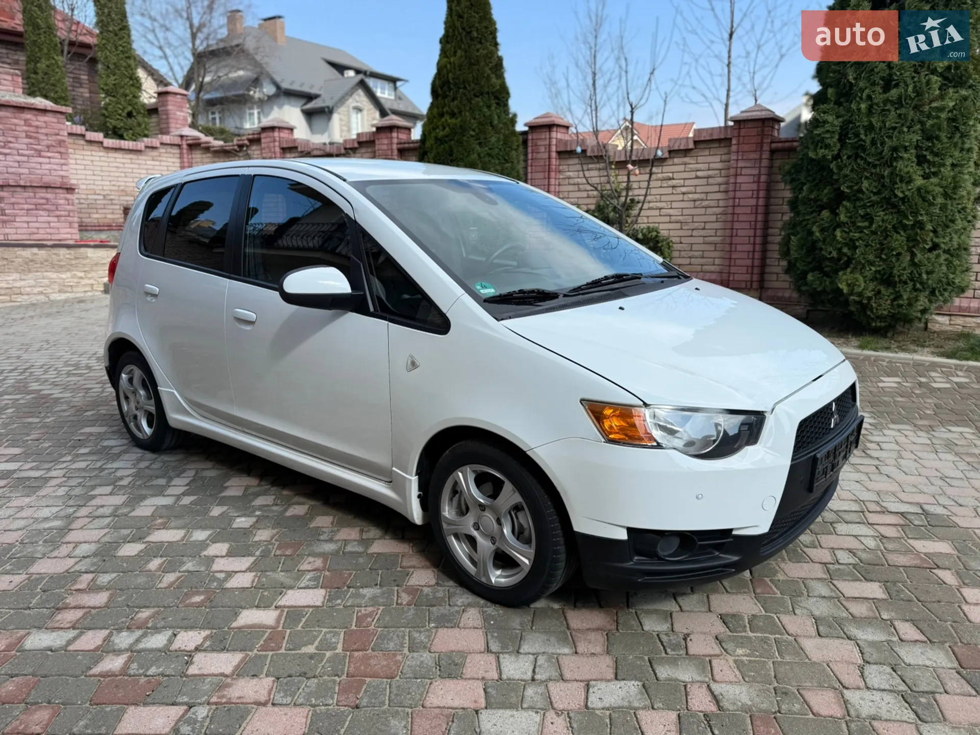 2010 Mitsubishi Colt - мініатюра 6