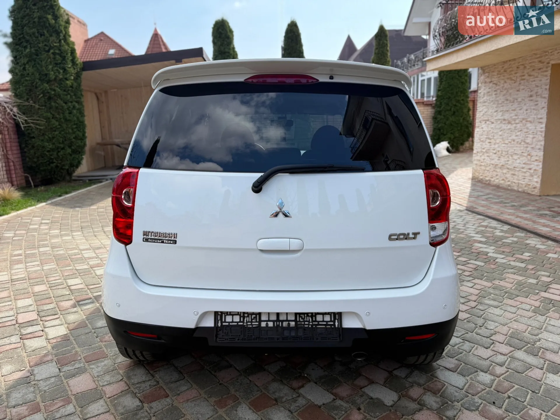 2010 Mitsubishi Colt - мініатюра 10