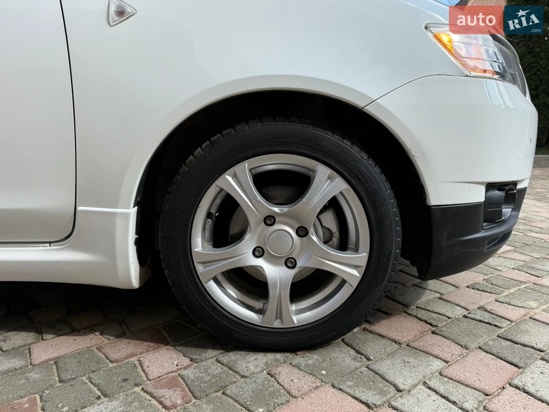 2010 Mitsubishi Colt - мініатюра 37