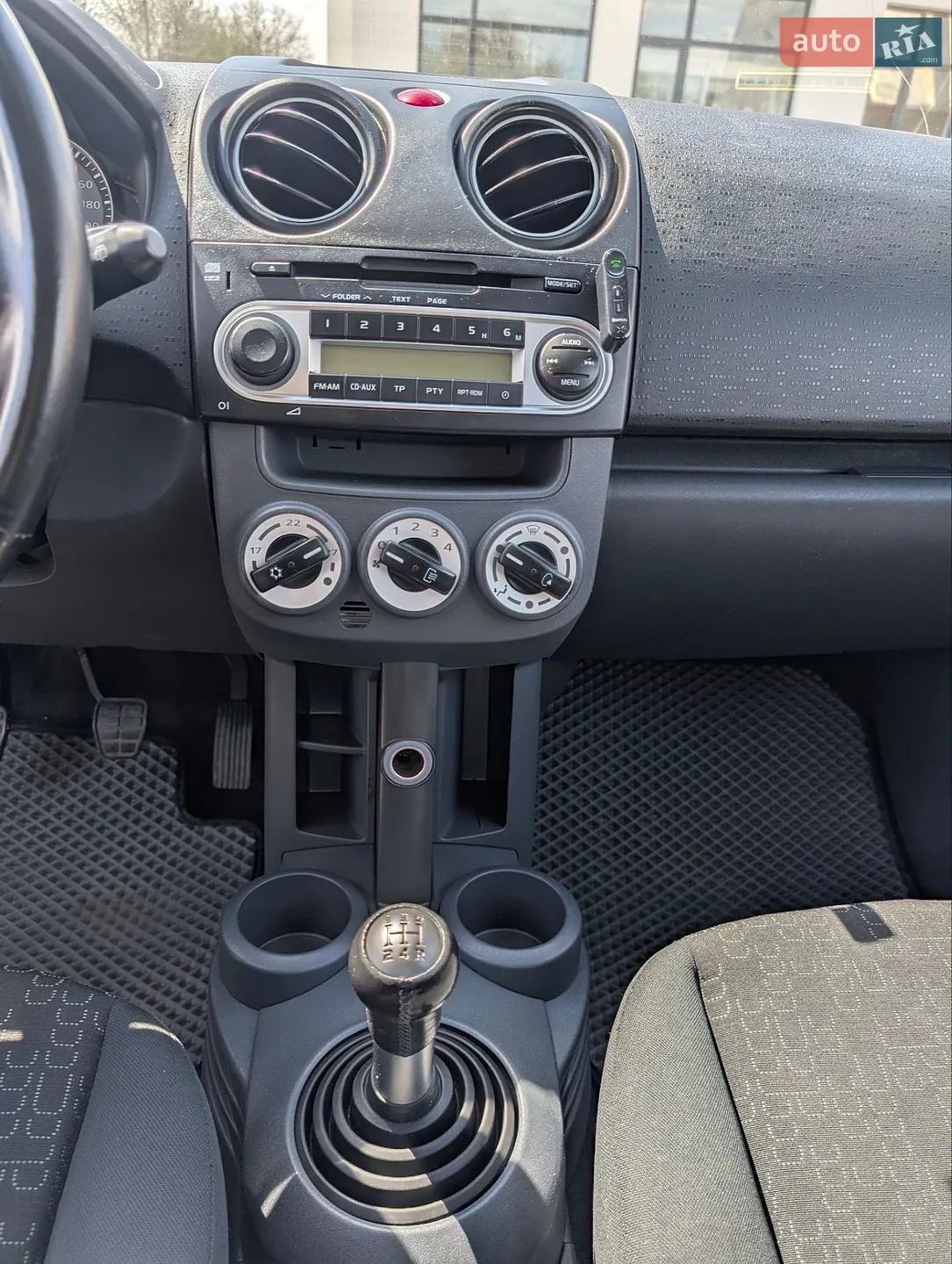 2011 Mitsubishi Colt - мініатюра 7
