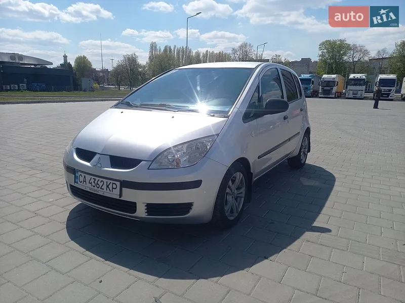 Mitsubishi Colt