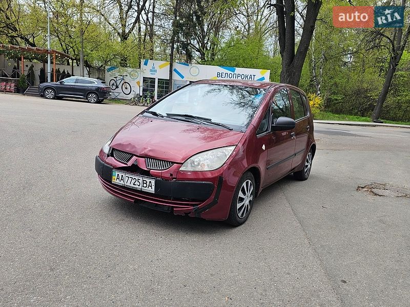 Mitsubishi Colt 2005