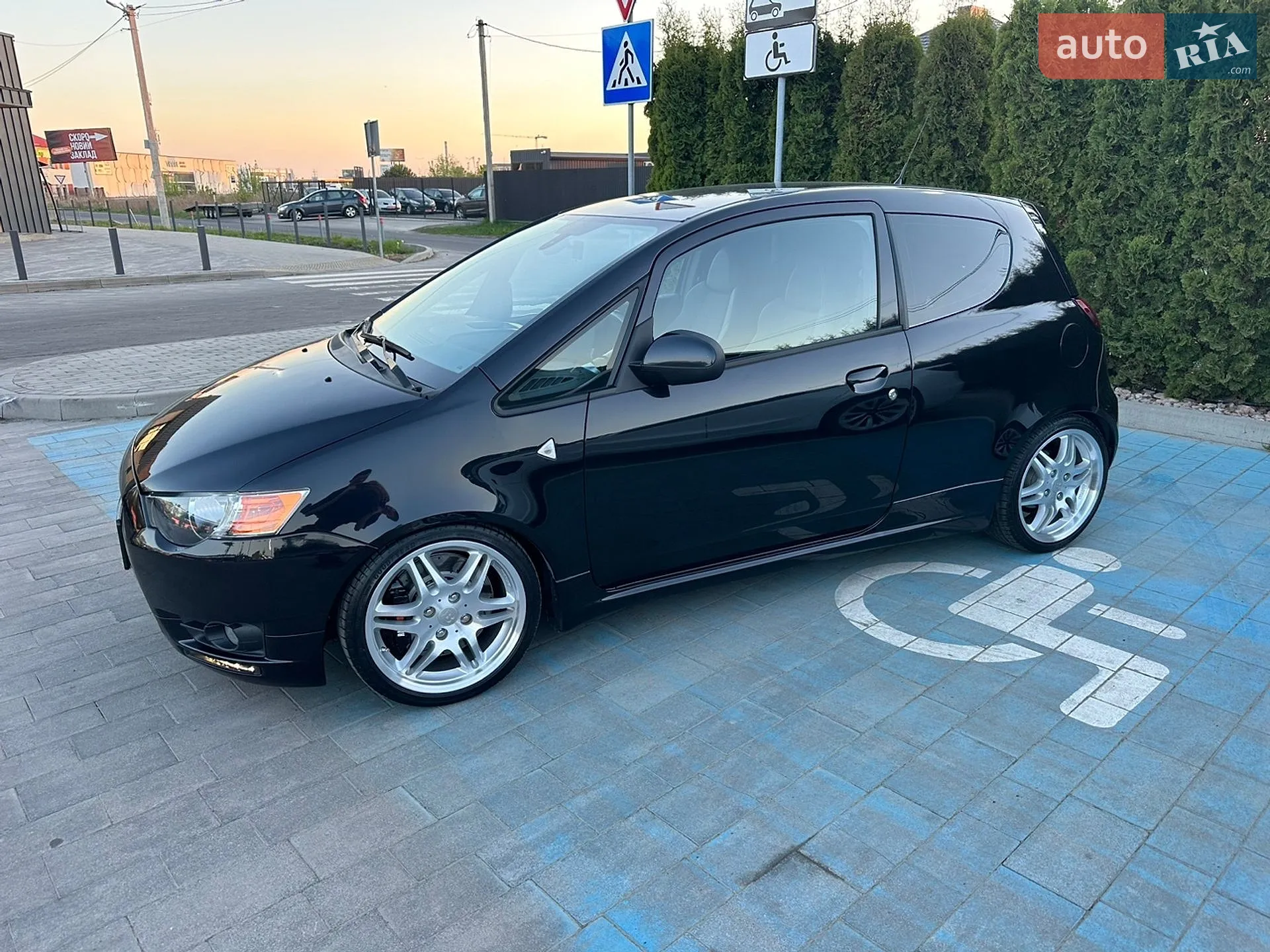2012 Mitsubishi Colt - мініатюра 3