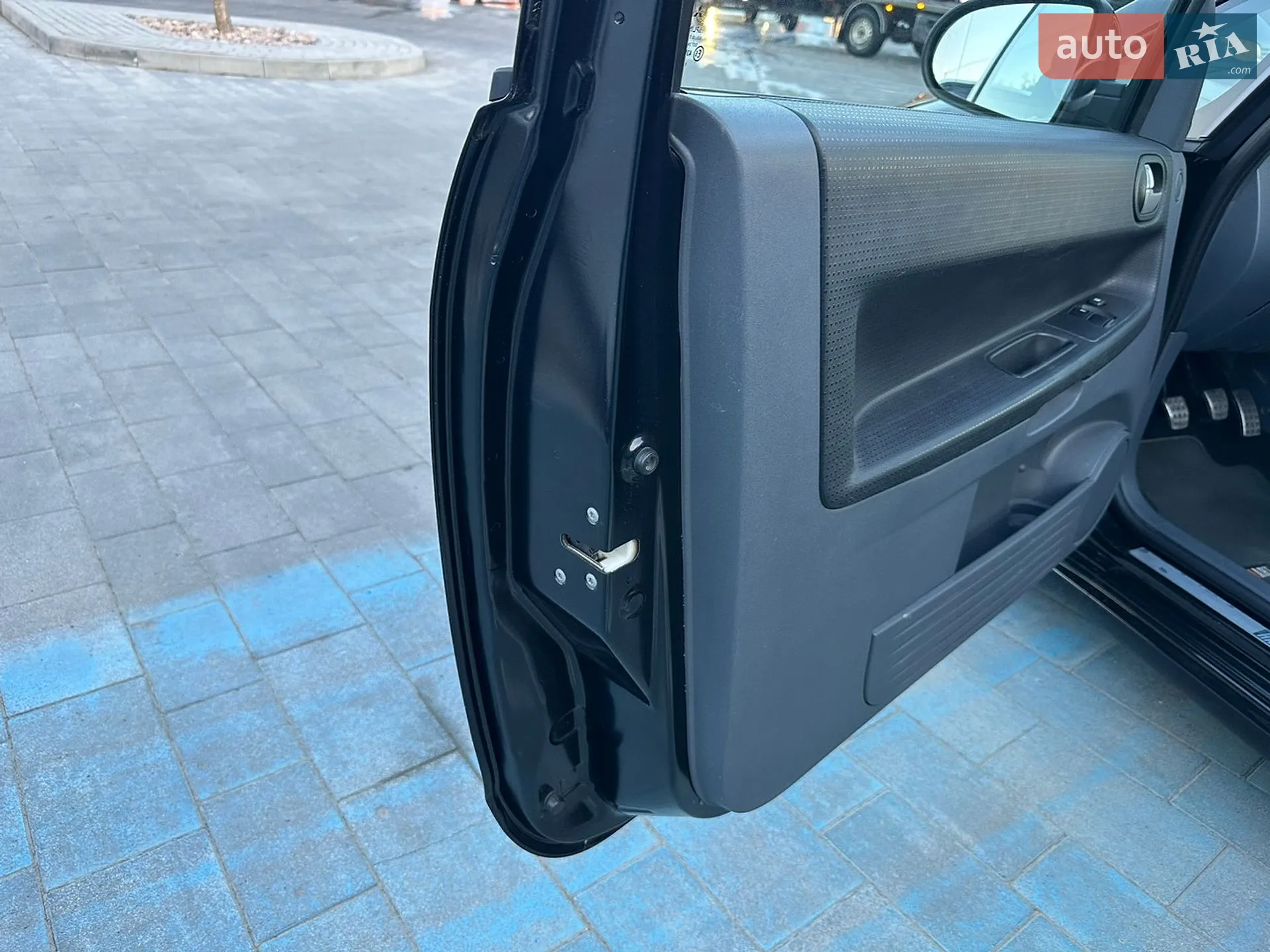 2012 Mitsubishi Colt - мініатюра 65