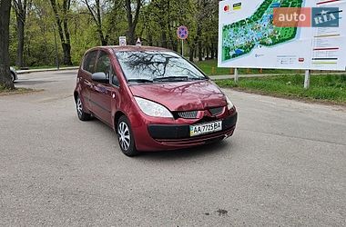 Хэтчбек Mitsubishi Colt 2005 в Киеве