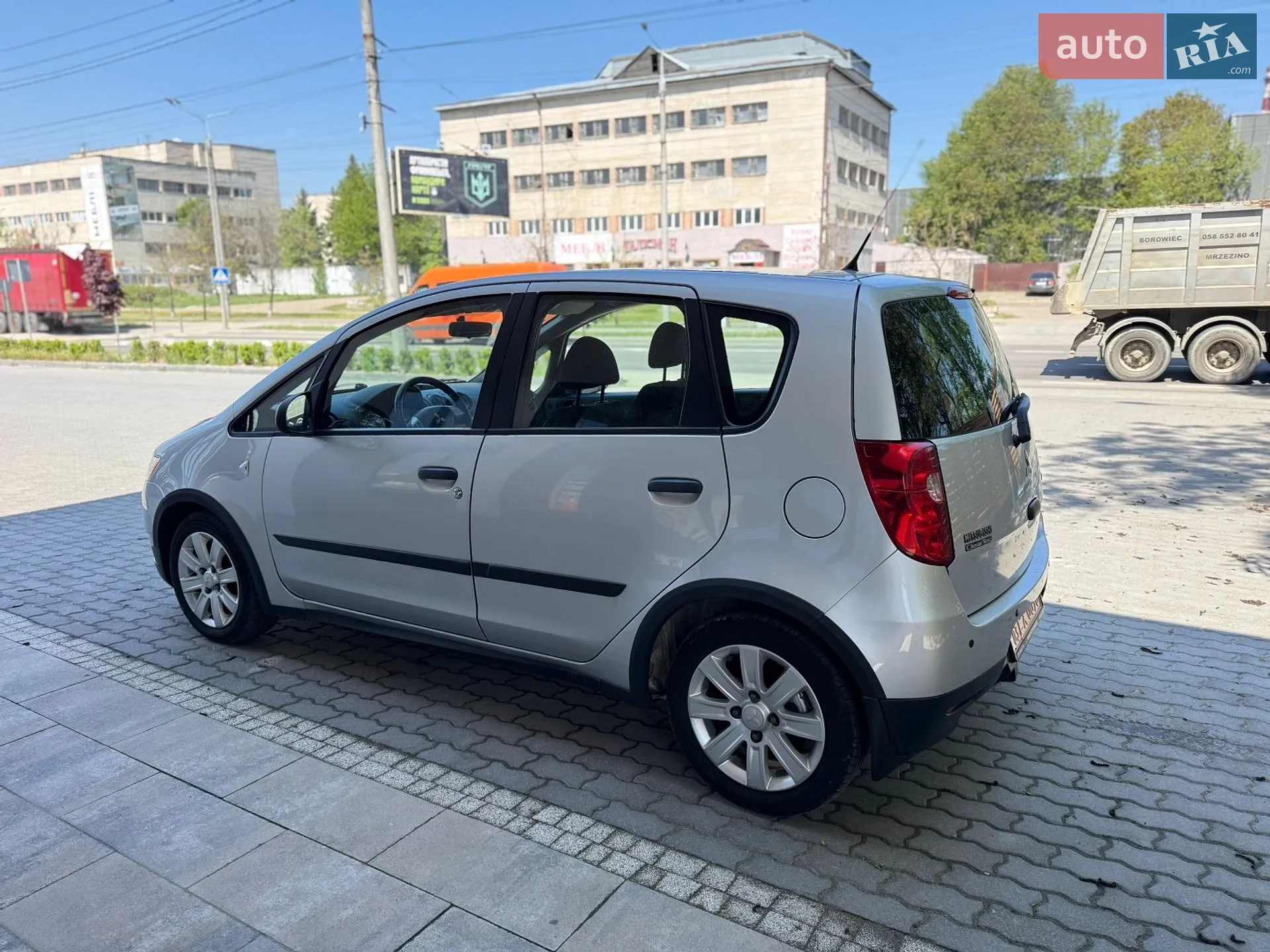 2010 Mitsubishi Colt - мініатюра 5