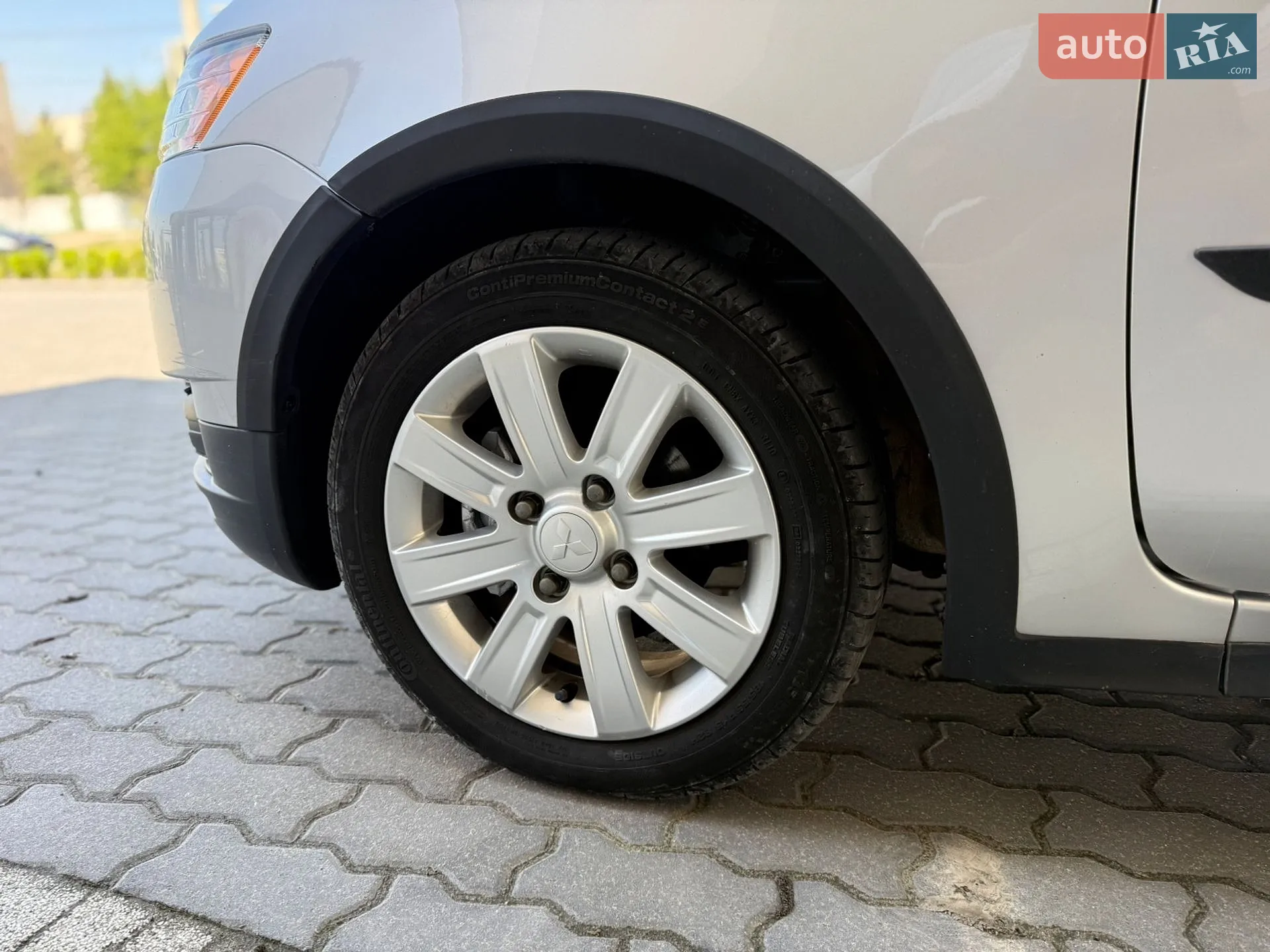 2010 Mitsubishi Colt - мініатюра 30