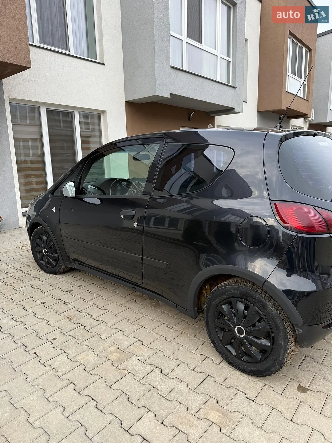 2010 Mitsubishi Colt - мініатюра 4
