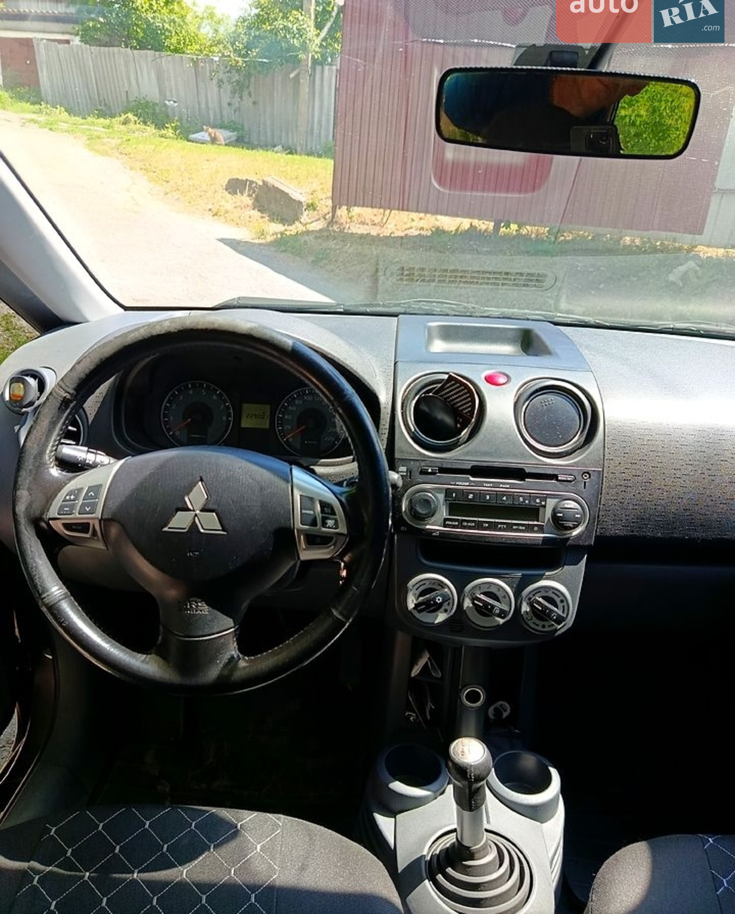 2011 Mitsubishi Colt - мініатюра 5