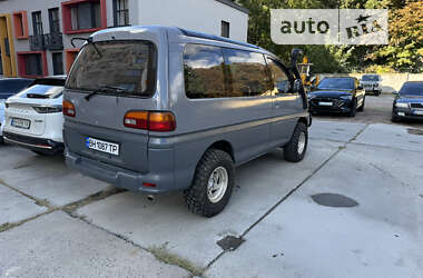 Минивэн Mitsubishi Delica 2000 в Одессе