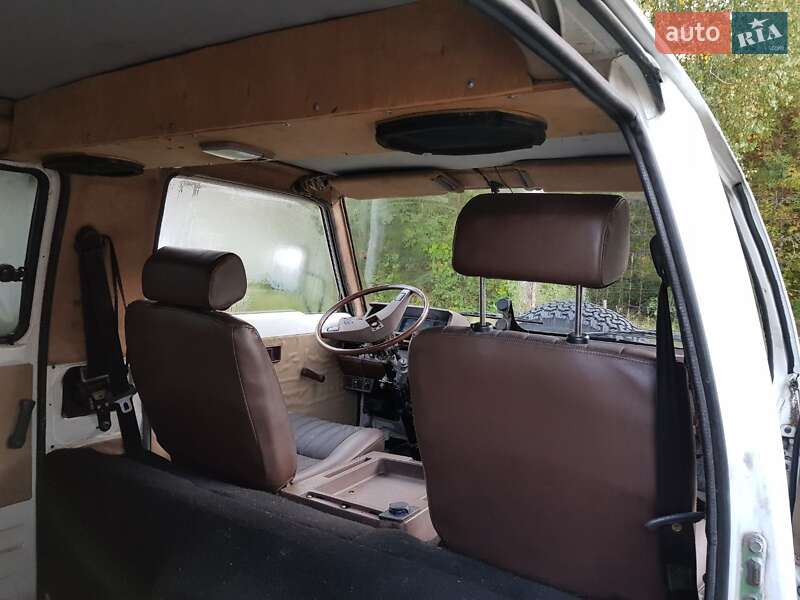 Мінівен Mitsubishi Delica 1983 в Києві