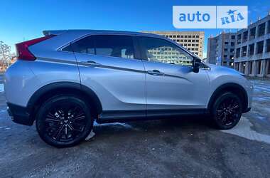 Внедорожник / Кроссовер Mitsubishi Eclipse Cross 2019 в 