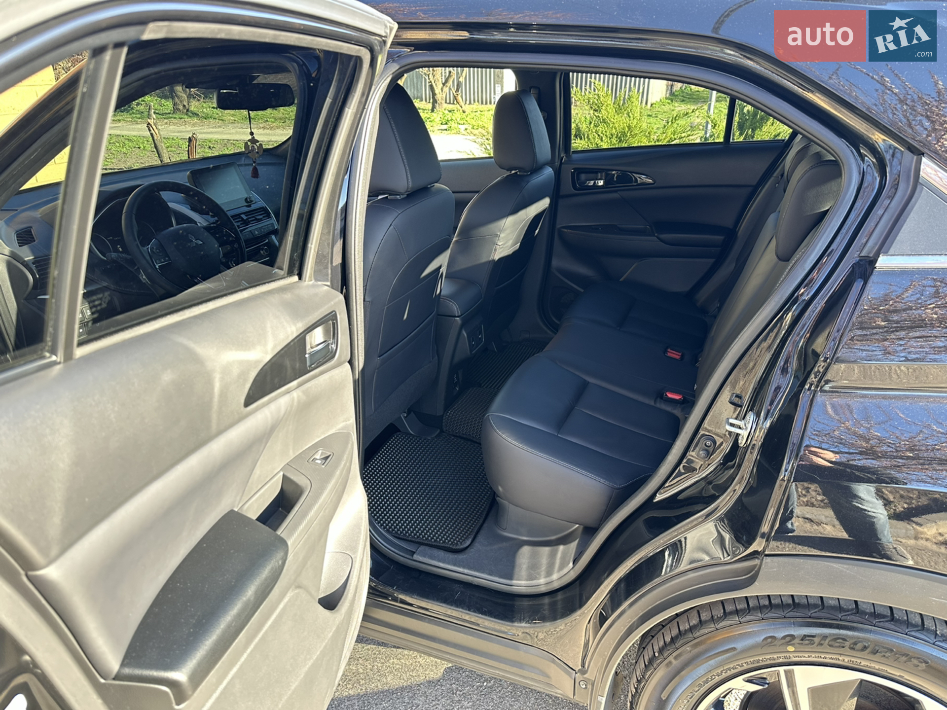 2021 Mitsubishi Eclipse Cross - мініатюра 4