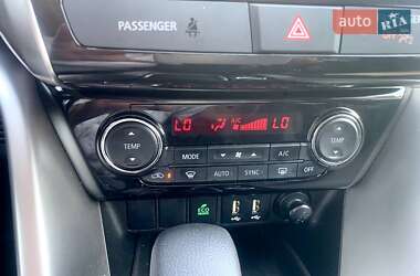 Внедорожник / Кроссовер Mitsubishi Eclipse Cross 2021 в 