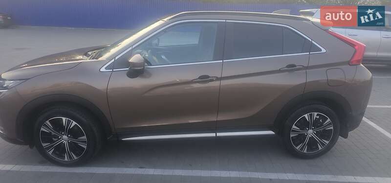 Внедорожник / Кроссовер Mitsubishi Eclipse Cross 2020 в Виннице