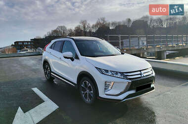 Позашляховик / Кросовер Mitsubishi Eclipse Cross 2018 в 