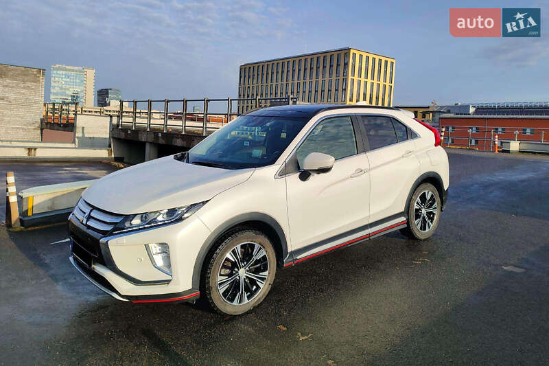 Внедорожник / Кроссовер Mitsubishi Eclipse Cross 2018 в Рахове фото 5 Внедорожник / Кроссовер Mitsubishi Eclipse Cross 2018 в Рахове