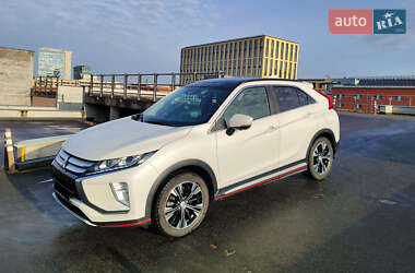 Позашляховик / Кросовер Mitsubishi Eclipse Cross 2018 в 