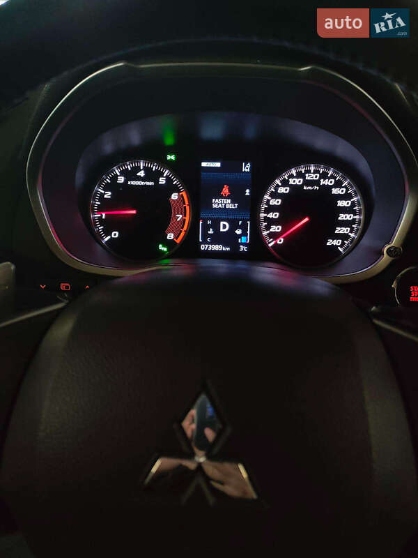 Внедорожник / Кроссовер Mitsubishi Eclipse Cross 2018 в Рахове фото 12 Внедорожник / Кроссовер Mitsubishi Eclipse Cross 2018 в Рахове