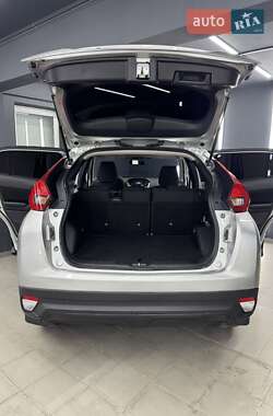Внедорожник / Кроссовер Mitsubishi Eclipse Cross 2019 в 