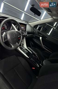 Внедорожник / Кроссовер Mitsubishi Eclipse Cross 2019 в 