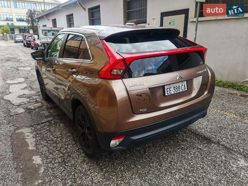 Внедорожник / Кроссовер Mitsubishi Eclipse Cross 2018 в Николаеве фото 13 Внедорожник / Кроссовер Mitsubishi Eclipse Cross 2018 в Николаеве