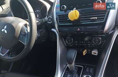 Внедорожник / Кроссовер Mitsubishi Eclipse Cross 2022 в 