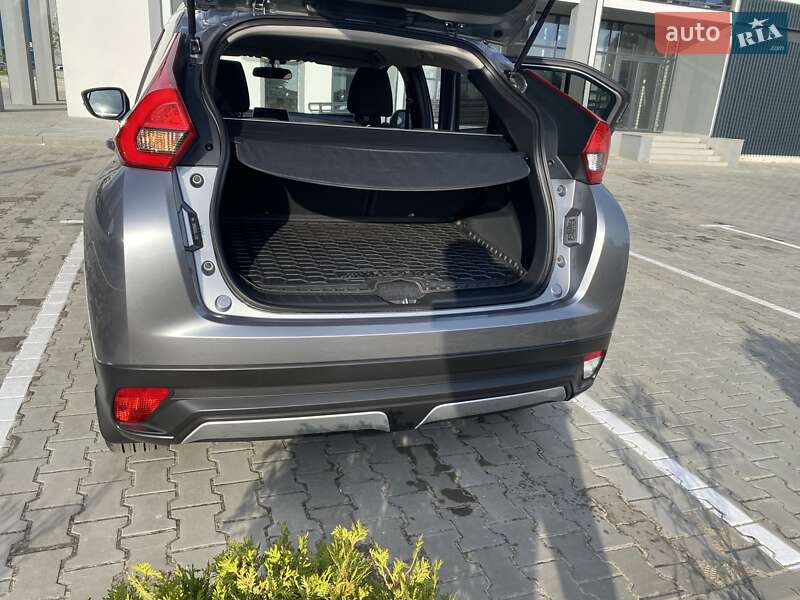 Позашляховик / Кросовер Mitsubishi Eclipse Cross 2020 в Черкасах фото 20 Позашляховик / Кросовер Mitsubishi Eclipse Cross 2020 в Черкасах