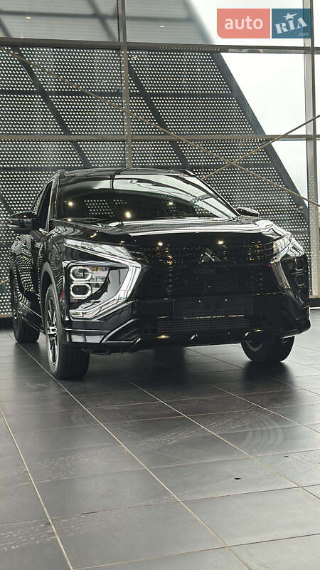 Позашляховик / Кросовер Mitsubishi Eclipse Cross 2023 в 