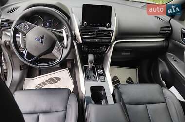 Внедорожник / Кроссовер Mitsubishi Eclipse Cross 2021 в 
