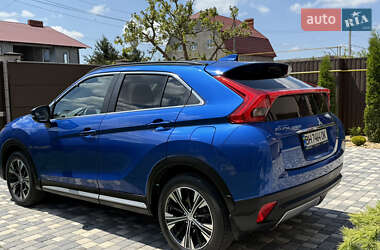 Внедорожник / Кроссовер Mitsubishi Eclipse Cross 2020 в 