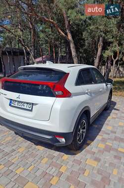 Внедорожник / Кроссовер Mitsubishi Eclipse Cross 2020 в 