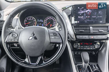 Внедорожник / Кроссовер Mitsubishi Eclipse Cross 2023 в 